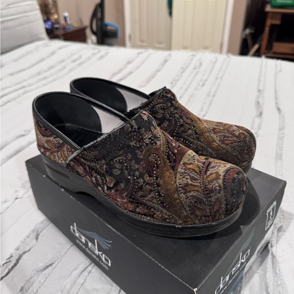 Dansko Women's Paisley Loafers - Black and Brown